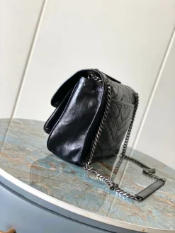 Alternative view of SAINT LAURENT Shoulder Bags Calfskin Leather (Black) 28X20X9CM E70202608082175