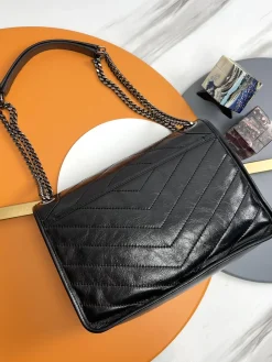 Alternative view of SAINT LAURENT Shoulder Bags Calfskin Leather (Black) 28X21X8CM E20202608082548