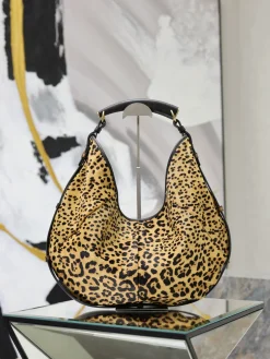 SAINT LAURENT Shoulder Bags Calfskin Leather (Leopard-Black) 24-48X31-44X3CM G60202608081481