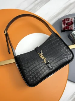 SAINT LAURENT Shoulder Bags Crocodile Leather (Black-Gold) 25X14X6CM D50202608082573