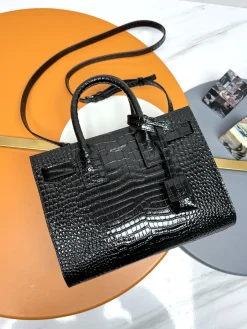 SAINT LAURENT Shoulder Bags Embossed Leather (Black) 26X21X13CM F30202608082621