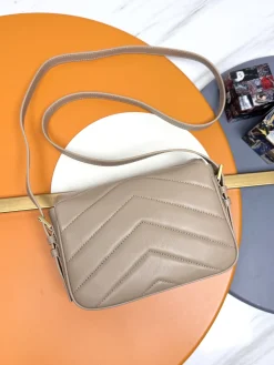 Alternative view of SAINT LAURENT Shoulder Bags Lamb Leather (Beige-Gold) 20X14X5CM D70202608082298