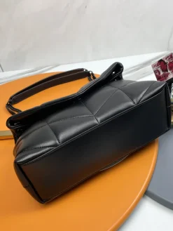 Alternative view of SAINT LAURENT Shoulder Bags Lamb Leather (Black) 29X17X11CM E30202608082508