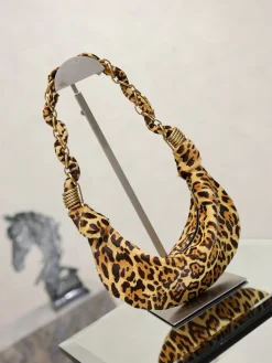 Alternative view of SAINT LAURENT Shoulder Bags Lamb Leather (Brown-Gold) 19X13X10CM E30202608081491
