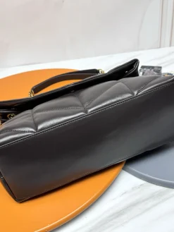 Alternative view of SAINT LAURENT Shoulder Bags Lamb Skin (Black-Gold) 29X17X11CM E30202608082500