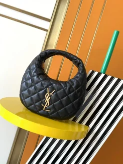 SAINT LAURENT Shoulder Bags Lambskin Leather (Black-Gold) 17X30X18X4CM E20202608080404