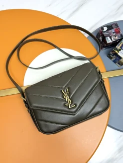 SAINT LAURENT Shoulder Bags Lambskin Leather (Brown-Gold) 20X14X5CM D70202608082294