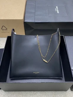 SAINT LAURENT Shoulder Bags Leather (Black-Gold) 22X21X3CM D00202608082327