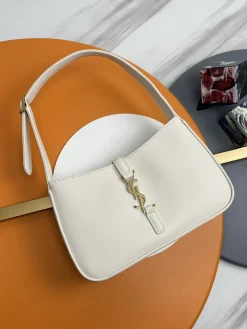 SAINT LAURENT Shoulder Bags Leather (White-Gold) 25X14X6CM D50202608082568