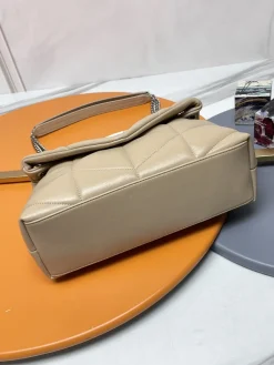 Alternative view of SAINT LAURENT Shoulder Bags Quilted Lambskin (Beige-Silver) 29CM E30202608082505