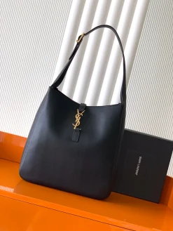 SAINT LAURENT Shoulder Bags Smooth Leather (Black-Gold) 30X31X13CM F60202608081401