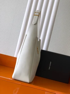 Alternative view of SAINT LAURENT Shoulder Bags Smooth Leather (White-Gold) 30X31X13CM F60202608081397