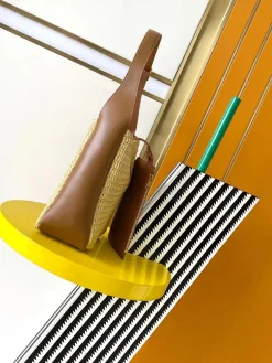 Alternative view of SAINT LAURENT Shoulder Bags Straw (Brown-Beige) 22X22X10CM F20202608080490
