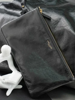 Alternative view of SAINT LAURENT Shoulder Bags Waxed Calfskin (Black-Gold) 41X35X15CM F50202608080802
