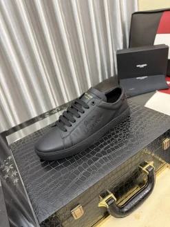 SAINT LAURENT Sneakers Leather EU38-44 B10202608031989