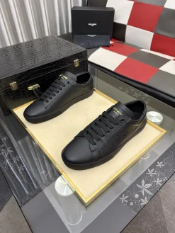 Alternative view of SAINT LAURENT Sneakers Leather EU38-44 B10202608031989