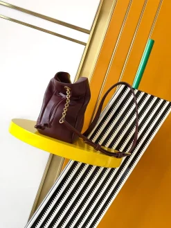 Alternative view of SAINT LAURENT Totes Bags Black Lambskin (Burgundy-Gold) 26X18X11CM F30202608080477