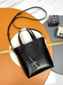 SAINT LAURENT Totes Bags Crocodile Leather (Black) 18X17X8CM D70202608082138