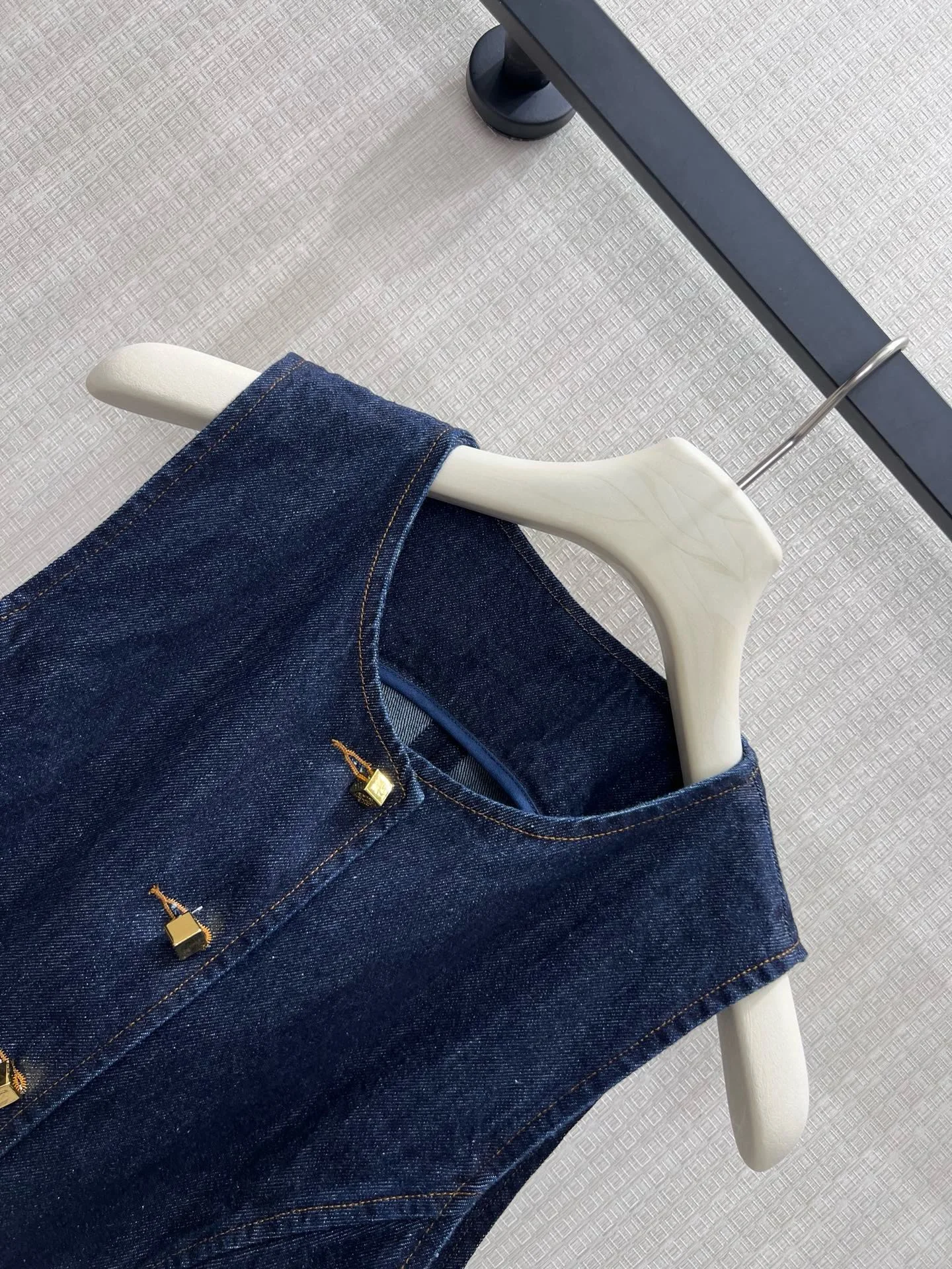 SAINT LAURENT Vests Denim 36-40 B75202608041574 - Image 4