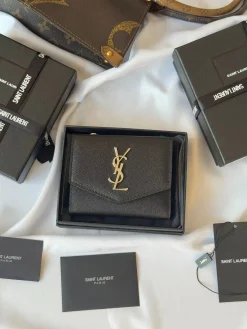 SAINT LAURENT Wallet Bags Caviar Leather (Black-Gold) 12X10X3CM B20202608081584