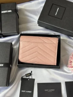 Alternative view of SAINT LAURENT Wallet Bags Caviar Leather (Pink-Gold) 13X9X3CM A60202608081344