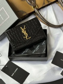 SAINT LAURENT Wallet Bags Crocodile Leather (Black-Gold) 13X9X3CM A80202608081343