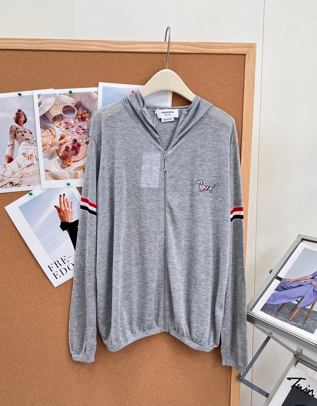 THOM BROWNE Sweaters S-L B15202608040149