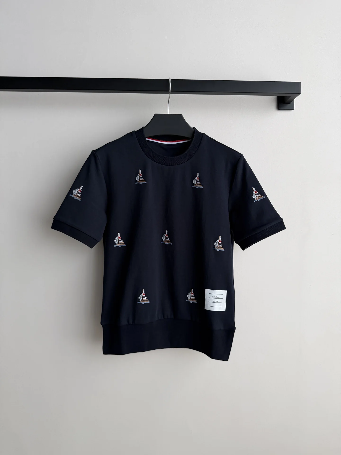THOM BROWNE T-shirts S-L B00202608042650