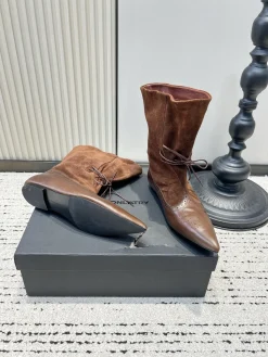 Alternative view of Uncategorized Booties Leather & Suede EU35-39 C40202608030315