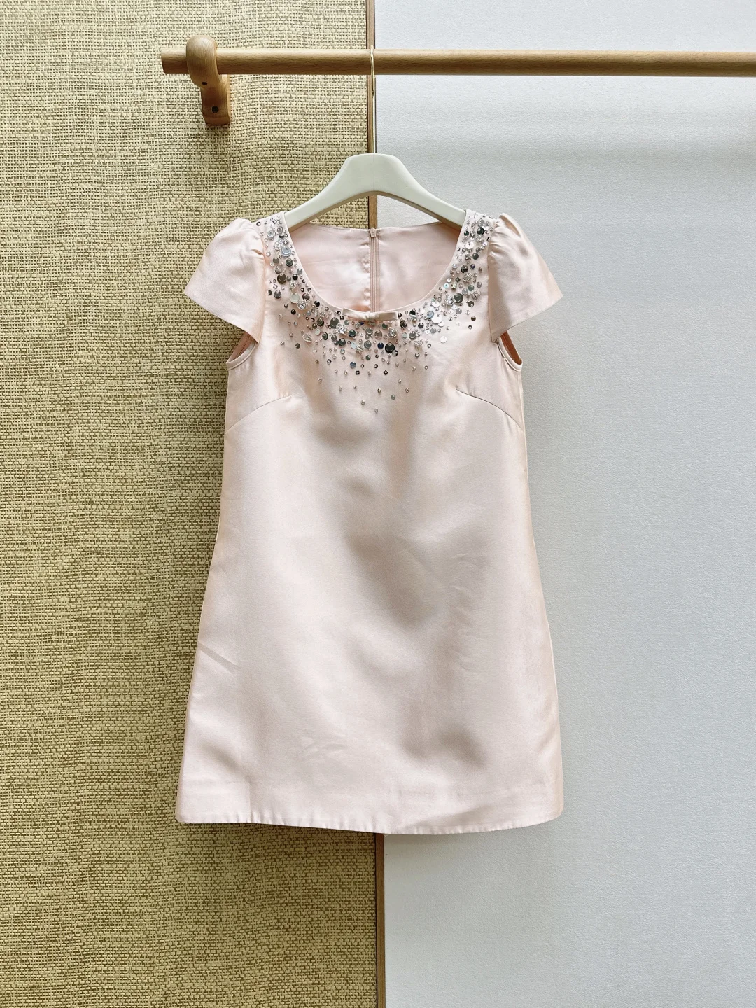 Uncategorized Dresses Satin Sequins S M L B65202608042725
