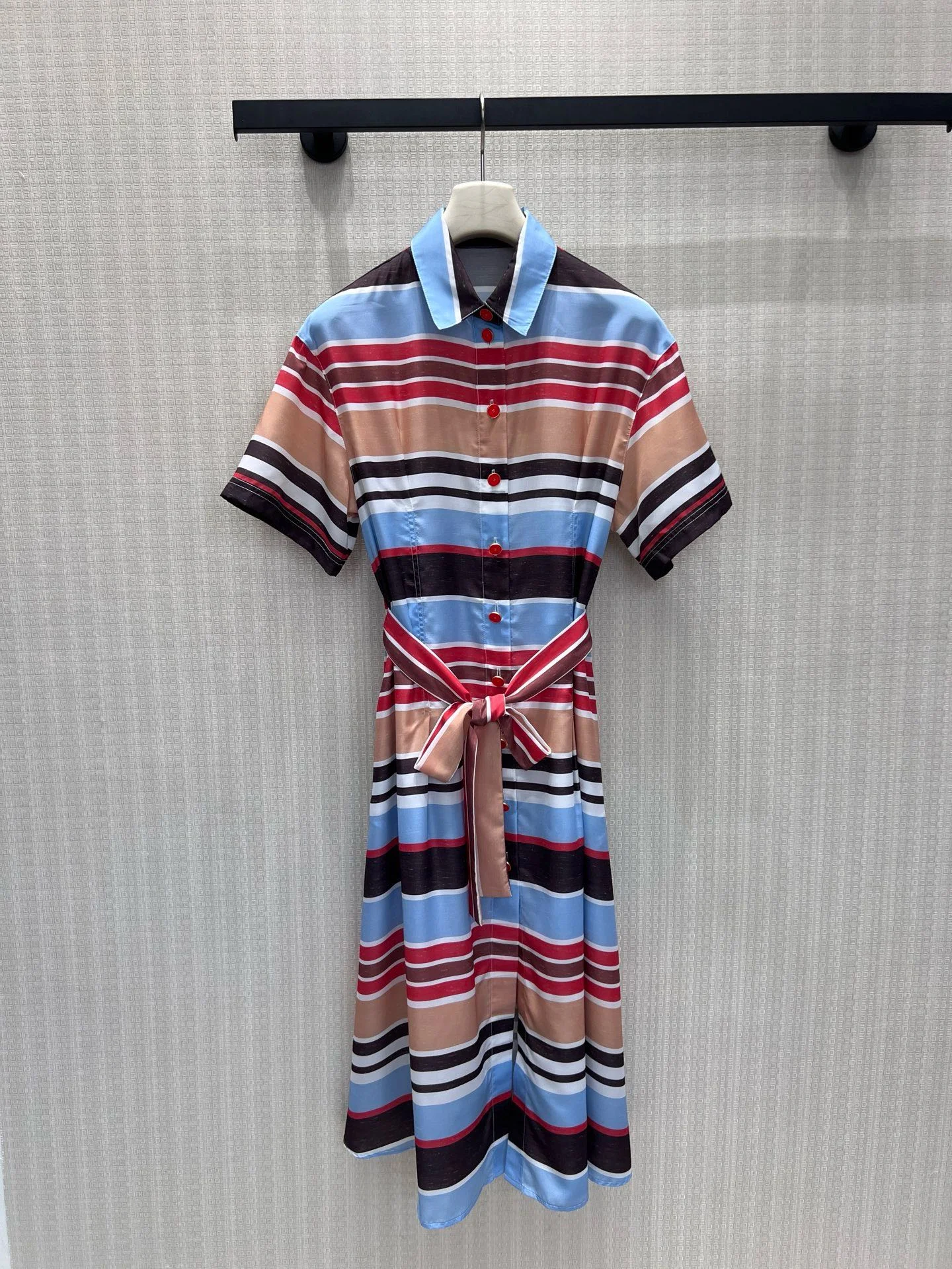 Uncategorized Dresses Smooth Fabric S-M-L C35202608042810