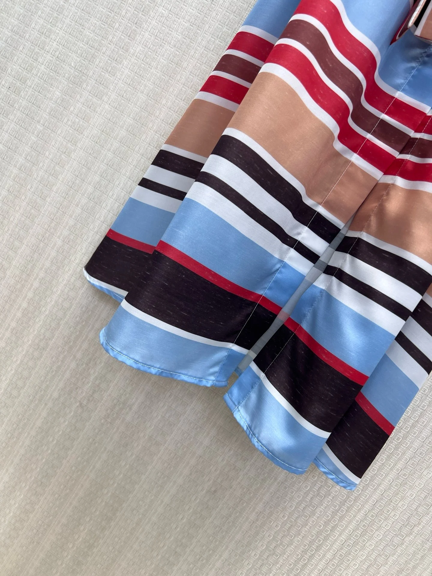 Uncategorized Dresses Smooth Fabric S-M-L C35202608042810 - Image 7