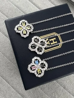 Alternative view of Uncategorized Necklaces White Gold Diamond One Size E5202608050032