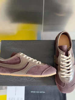 Alternative view of Uncategorized Sneakers Suede & Leather EU35-45 B50202608031291