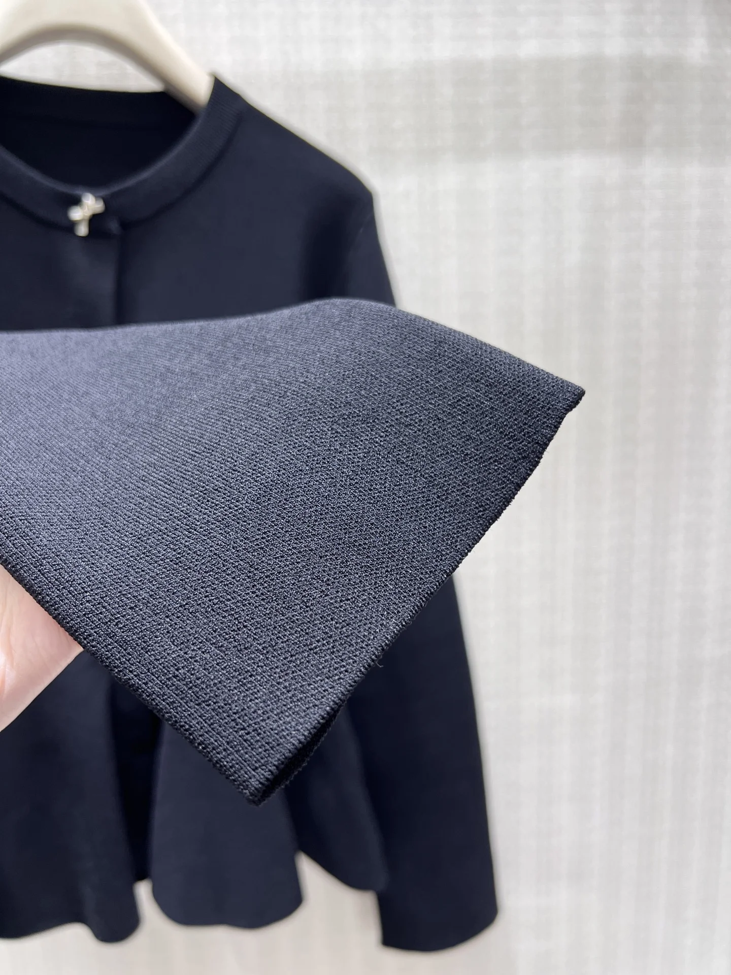 Uncategorized Sweaters 36-40 C35202608040773 - Image 8