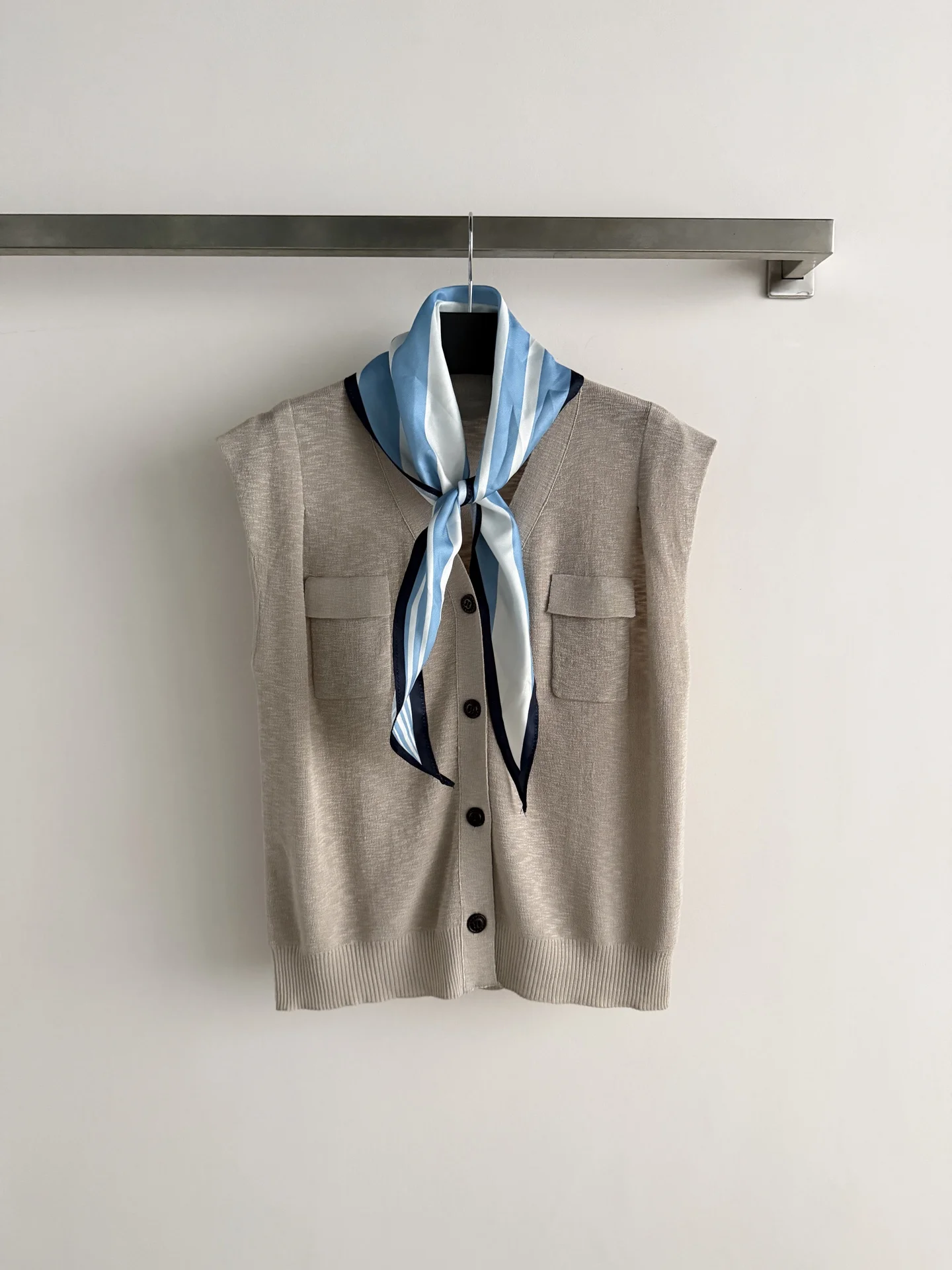 Uncategorized Sweaters Knit One Size B35202608042513