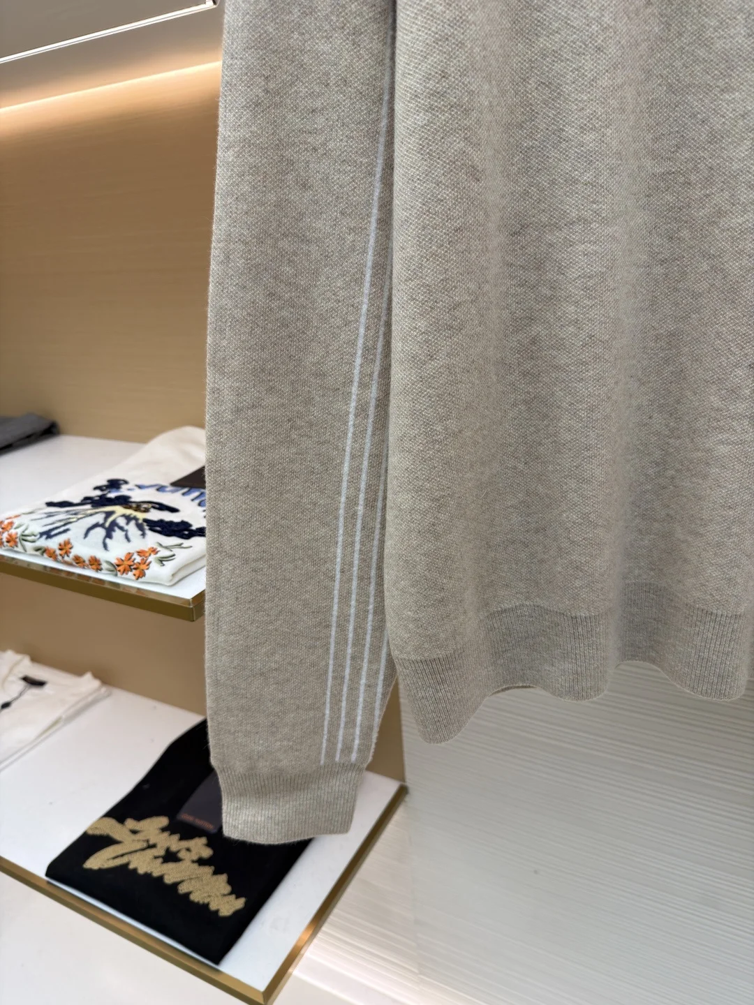 Uncategorized Sweaters S-L C05202608060025 - Image 8