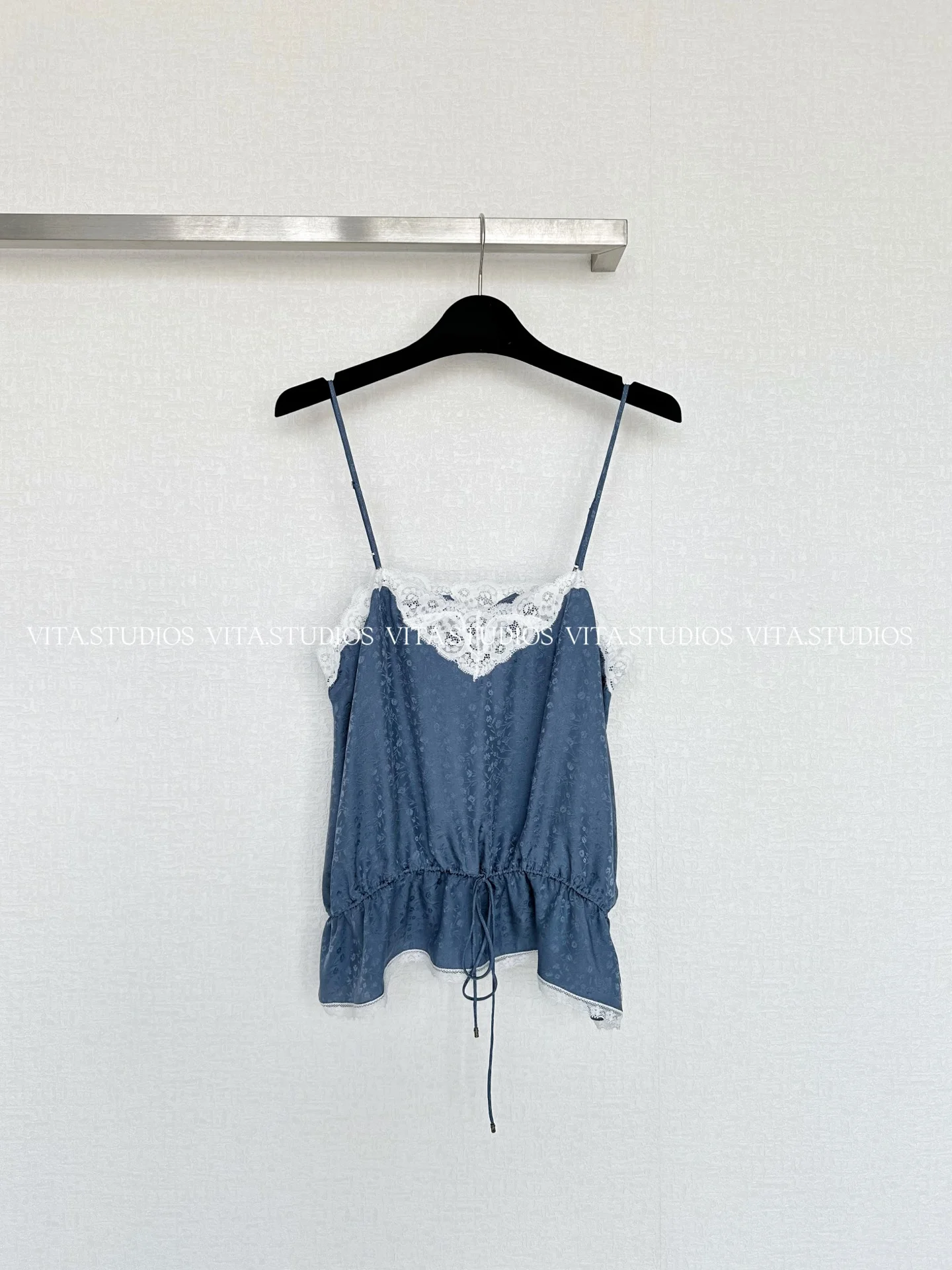 Uncategorized T-shirts Silk S-M-L C90202608042060