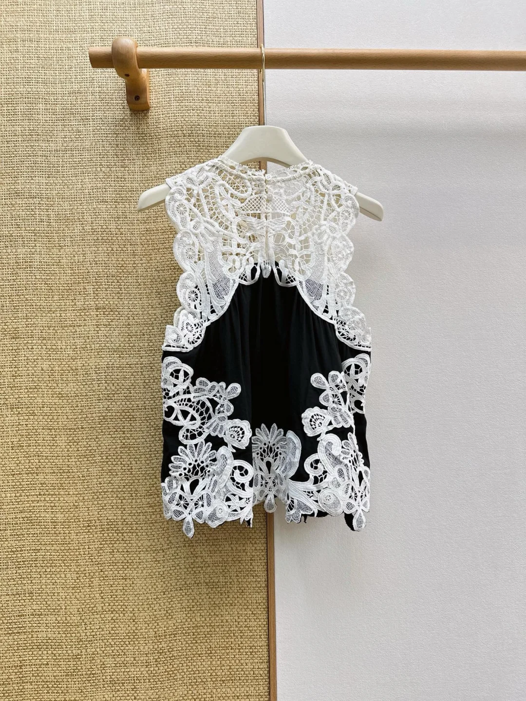 Uncategorized Vests Lace S-M-L B25202608042373 - Image 8