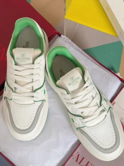 VALENTINO Sneakers Leather EU35-44 C20202608031310