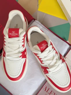 VALENTINO Sneakers Leather & Mesh EU35-44 C20202608031300