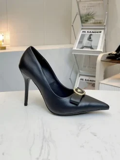 VERSACE Pumps Calfskin & Lambskin EU35-42 A90202608031278