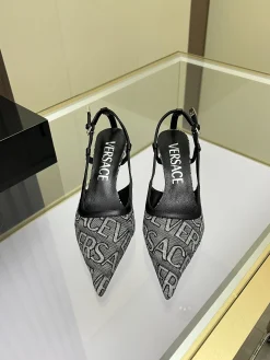 VERSACE Pumps Canvas Jacquard EU35-42 A90202608031656