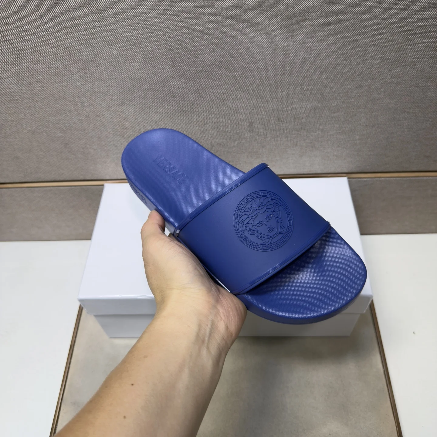 VERSACE Slides Mixed Material EU38-46 A10202608030496 - Image 6