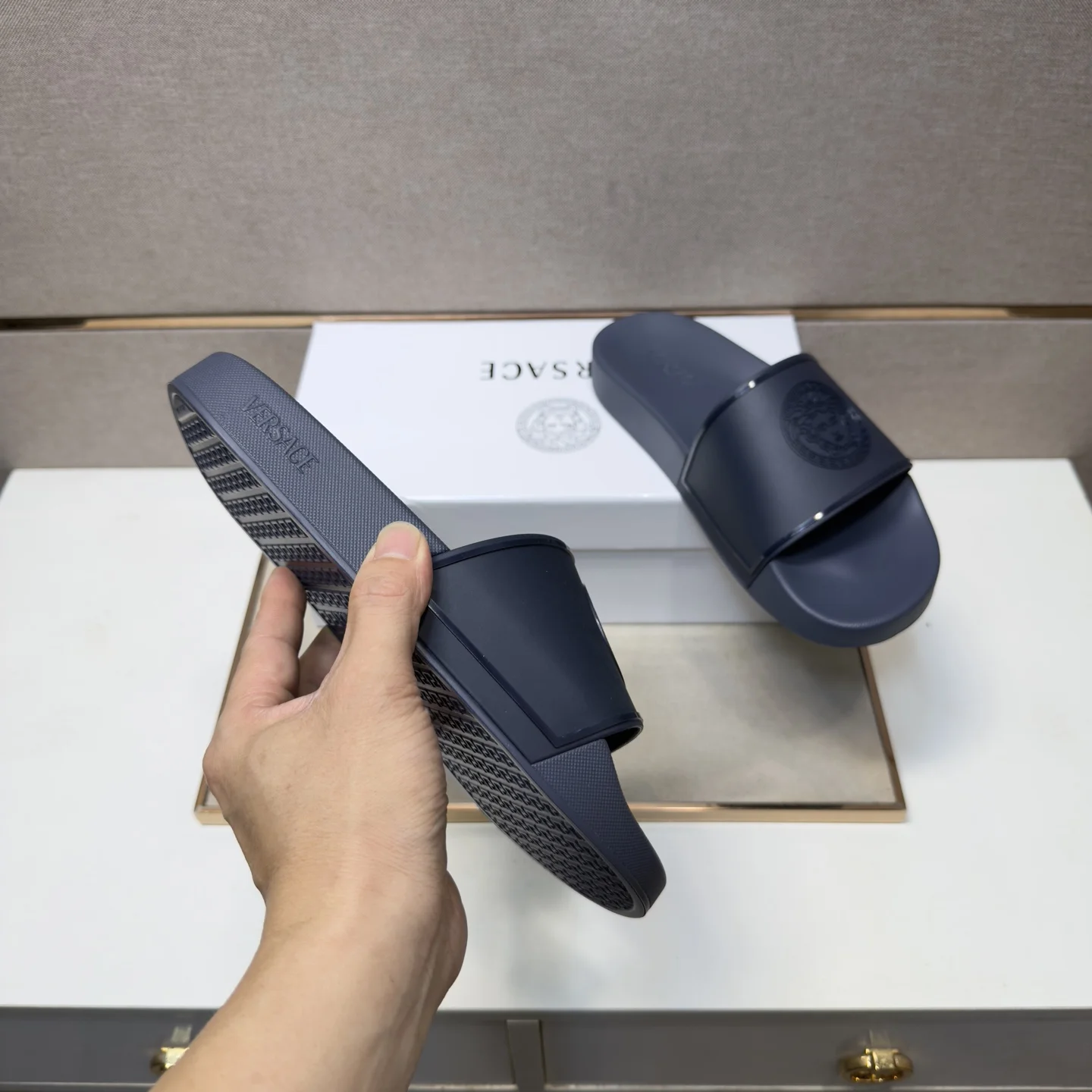 VERSACE Slides Mixed Materials EU38-46 A10202608030498 - Image 6