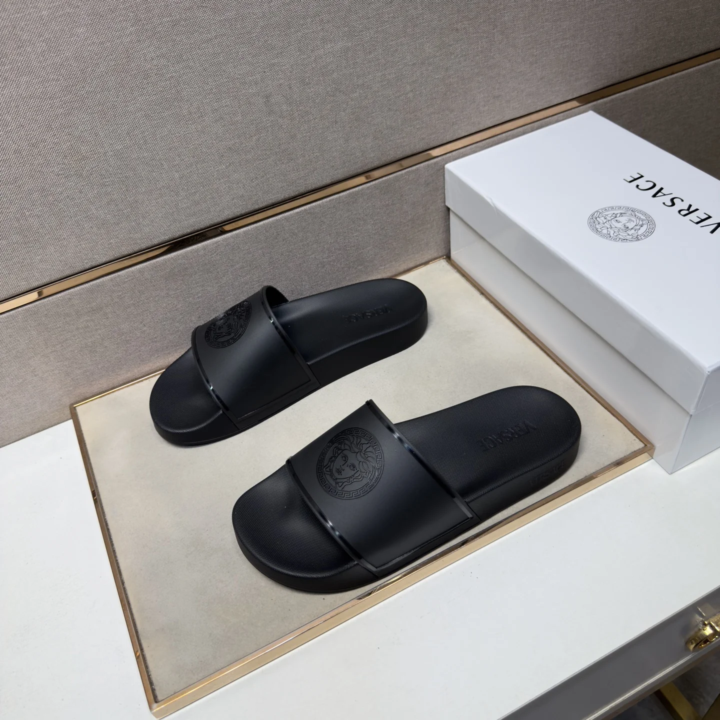 VERSACE Slides Mixed Materials EU38-46 A10202608030500 - Image 2