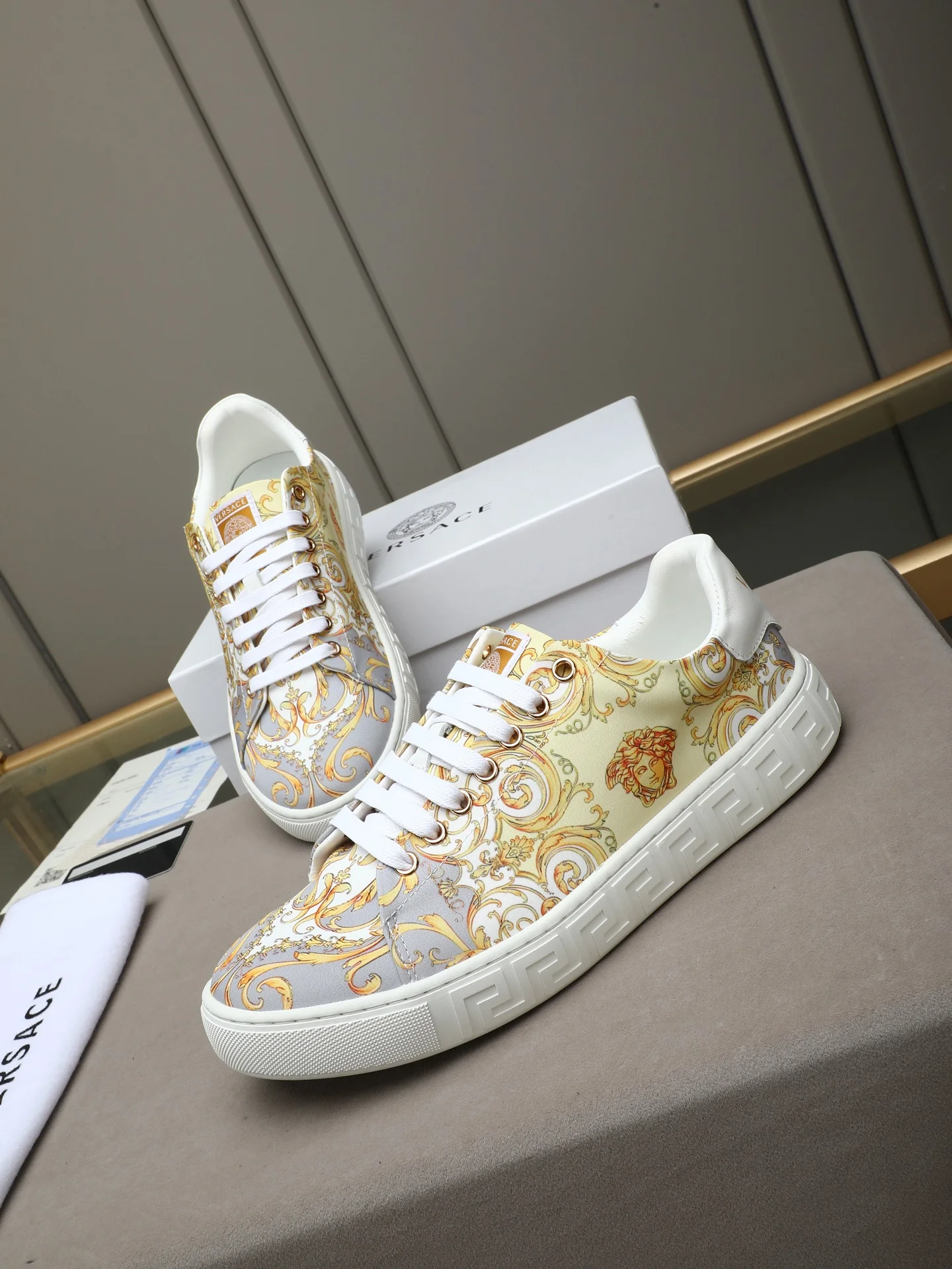 VERSACE Sneakers Fabric & Lambskin EU38-44 A90202608030387 - Image 9