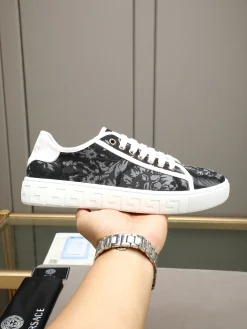 VERSACE Sneakers Leather Rubber EU38-44 A90202608030390