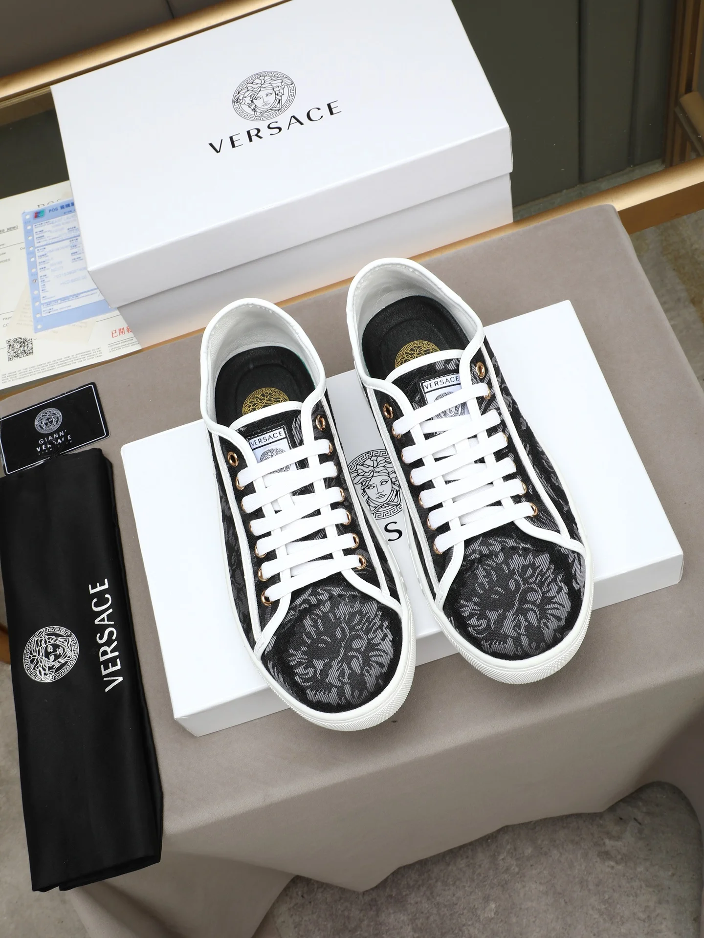 VERSACE Sneakers Leather Rubber EU38-44 A90202608030390 - Image 7