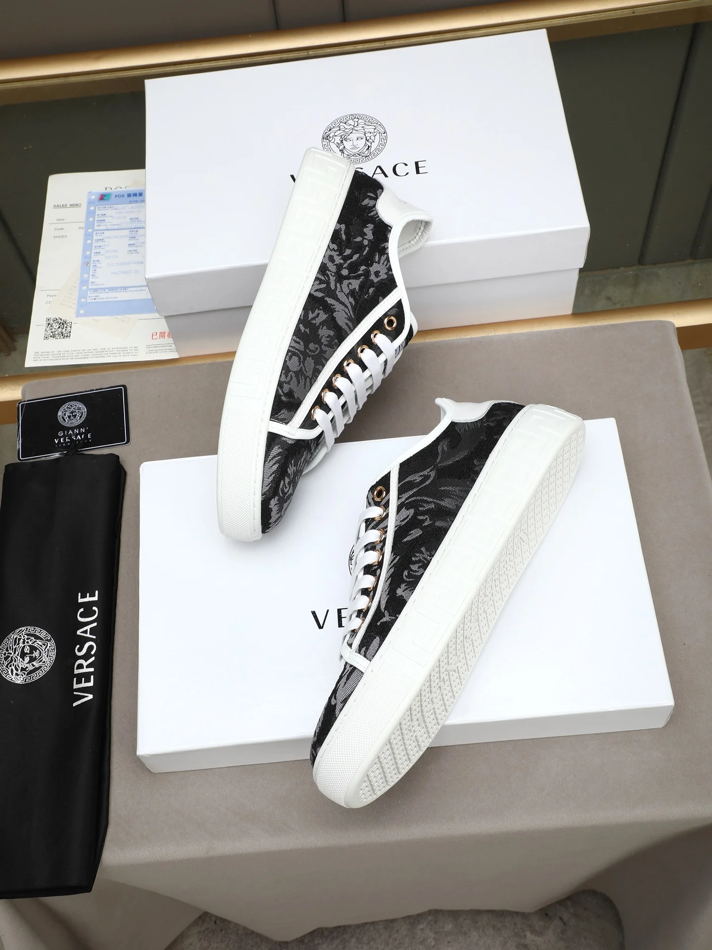 VERSACE Sneakers Leather Rubber EU38-44 A90202608030390 - Image 8